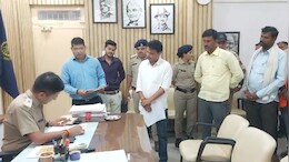 गजब MP पुलिस! 8-10 पहले मर चुके दो लोगों पर हुई FIR, पूरा मामला जान उड़ जाएंगे होश
