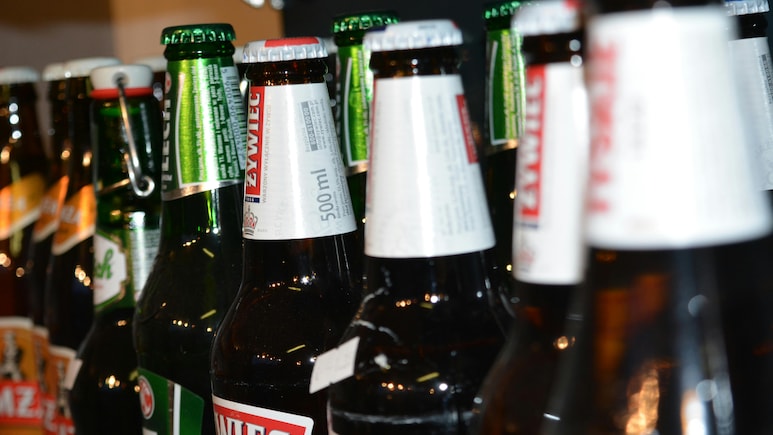 Thai Man Dies After Drinking Only Alcohol For Entire Month Following Divorce