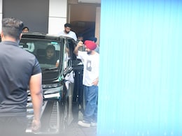 Amid <i>Sardaar Ji 3</i>-Hania Aamir Row, Diljit Dosanjh Makes His First Public Appearance In Mumbai Amid <i>Sardaar Ji 3</i>-Hania Aamir Row, Diljit Dosanjh Makes His First Public Appearance In Mumbai