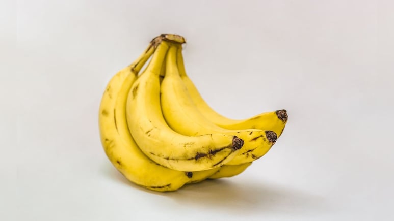 रोज एक केला खाने के क्या हैं फायदे? जानें कैसे और कब खाएं | Benefits of Eating One Banana Daily