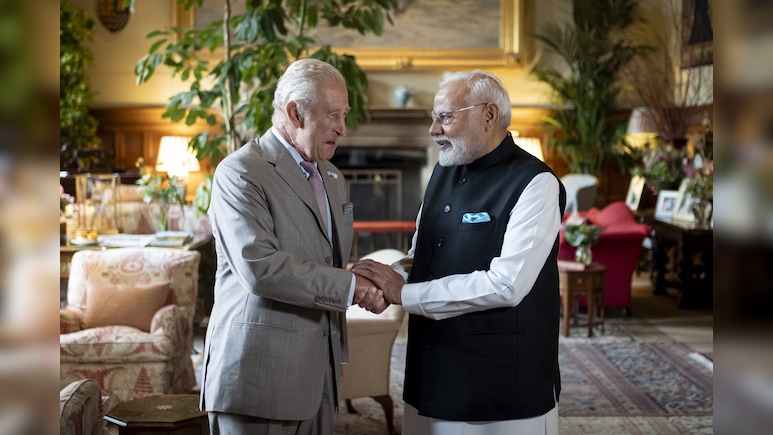 ऐतिहासिक ट्रेड डील के बाद पीएम मोदी की किंग चार्ल्स से मुलाकात, UK दौरा पूरा कर मालदीव के लिए रवाना