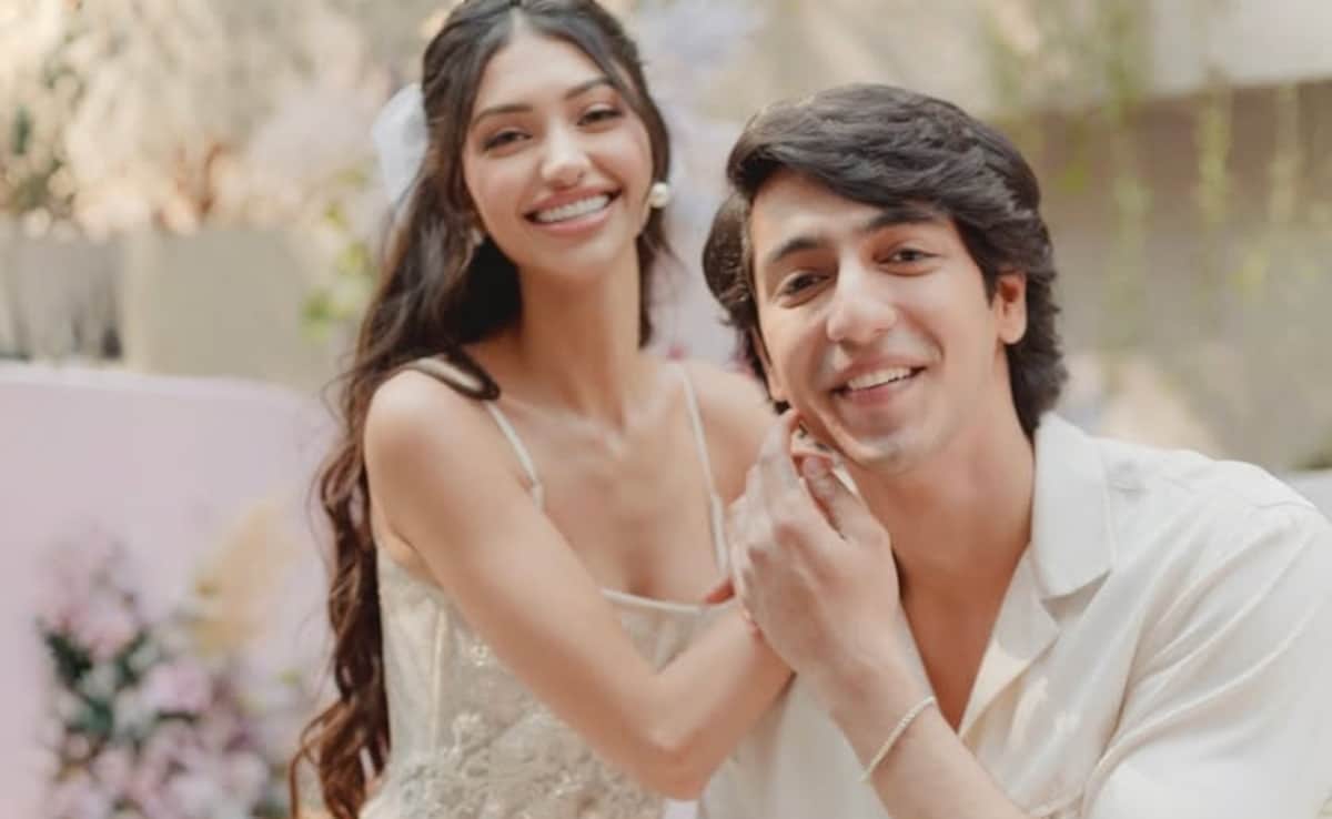 When Ahaan Panday Revealed That His Sister Alanna Panday Made Him Try Smoking For The First Time: