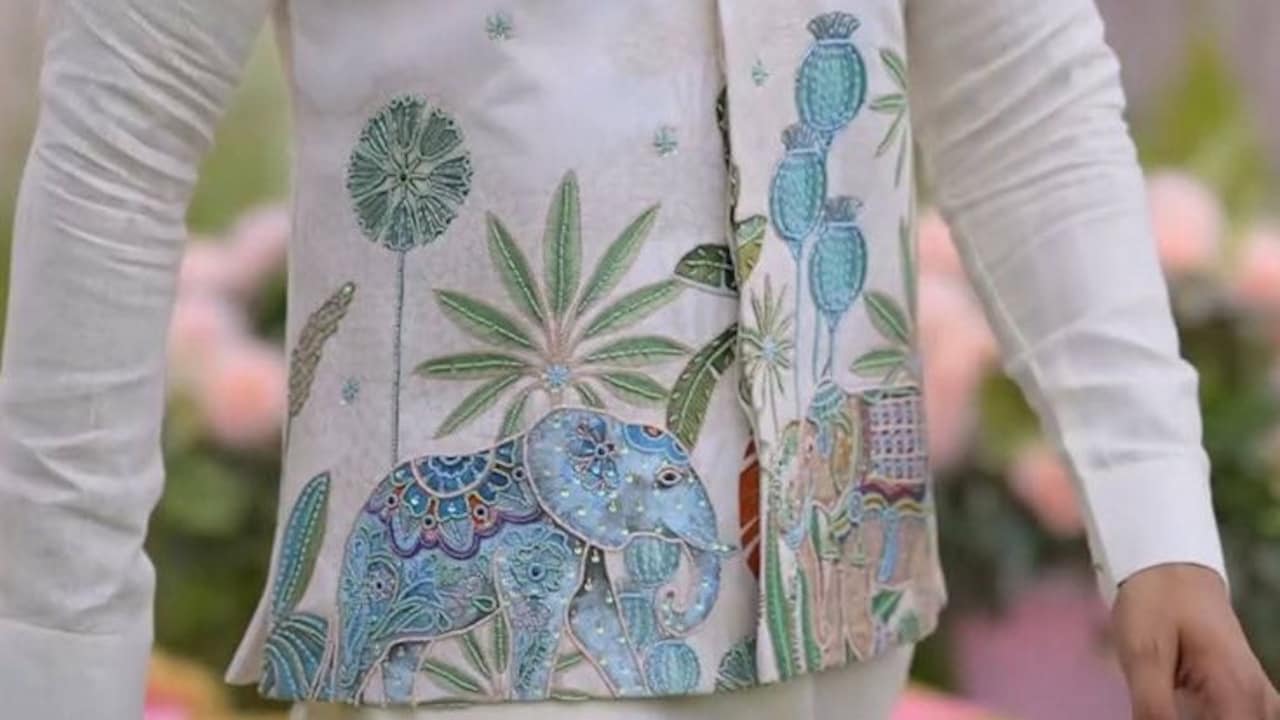 This Festive Season Spark The Ethnic Beauty With Masaba Mens Wear From Myntra