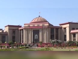 सड़ी बस को बताया चालू, भ्रामक जानकारी देने पर हाईकोर्ट नाराज; अब परिवहन सचिव की कोर्ट में होगी पेशी सड़ी बस को बताया चालू, भ्रामक जानकारी देने पर हाईकोर्ट नाराज; अब परिवहन सचिव की कोर्ट में होगी पेशी