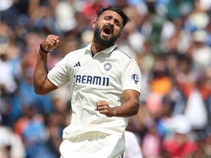 "Handling It Well": Akash Deep Sent Big Message After Sisters Cancer Revelation