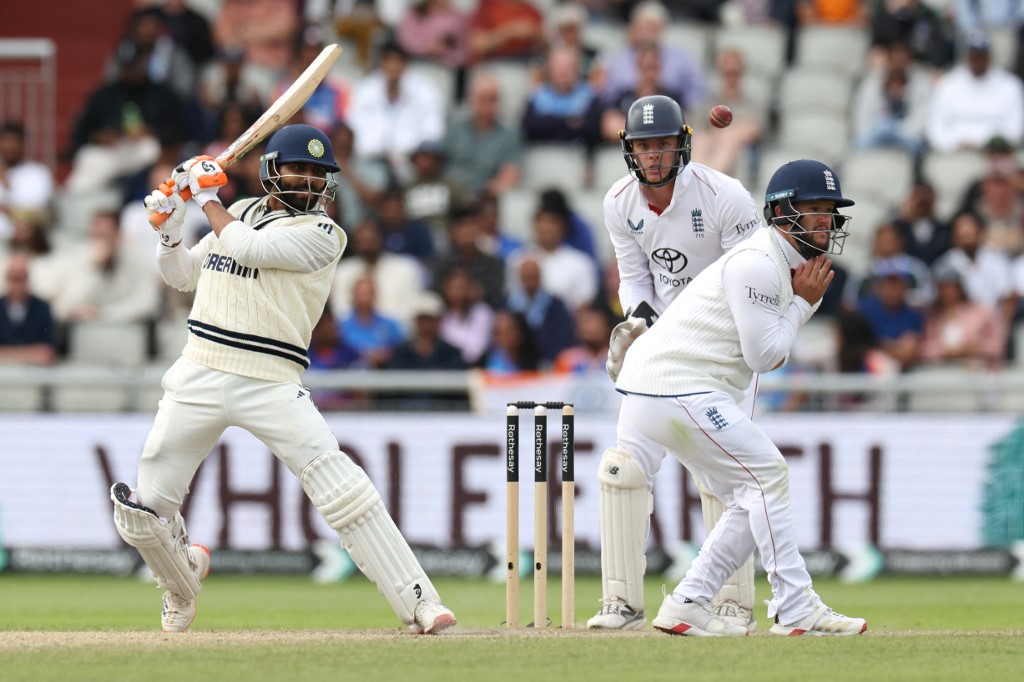 IND vs ENG LIVE Score, 4th Test Day 5: ड्रा की ओर बढ़ रहा मैनचेस्टर टेस्ट, जडेजा-सुंदर के बीच साझेदारी 150 पार