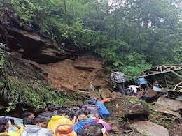 उत्तराखंड में गौरीकुंड से आगे पैदल मार्ग हुआ क्षतिग्रस्त, केदारनाथ धाम यात्रा अस्थाई तौर पर रुकी उत्तराखंड में गौरीकुंड से आगे पैदल मार्ग हुआ क्षतिग्रस्त, केदारनाथ धाम यात्रा अस्थाई तौर पर रुकी