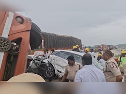 3, Including 7-year-Old, Killed In Multi-Vehicle Collision On Bengaluru-Salem Highway 3, Including 7-year-Old, Killed In Multi-Vehicle Collision On Bengaluru-Salem Highway