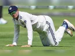 IND vs ENG: गिल क्यों मालिश करवा रहे थे...' आखिरी ओवर में हुए ड्रामे पर टिम साउदी के बयान ने मचाई खलबली IND vs ENG: गिल क्यों मालिश करवा रहे थे...' आखिरी ओवर में हुए ड्रामे पर टिम साउदी के बयान ने मचाई खलबली