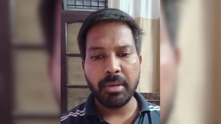 दिल्ली: पत्नी से तंग होकर शख्स ने लगाई फांसी, मरने से पहले कहा- मेरे बेटे को उसे मत देना दिल्ली: पत्नी से तंग होकर शख्स ने लगाई फांसी, मरने से पहले कहा- मेरे बेटे को उसे मत देना