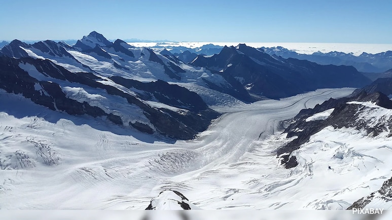 Swiss Glaciers Face "Enormous" Melting, Shrank By A Quarter In Past Decade