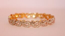 Raksha Bandhan special: ₹1000 में ये Bangles बढ़ा देंगी हाथों की रौनक, ऐसा स्टाइलिश कलेक्शन फिर नहीं मिलेगा