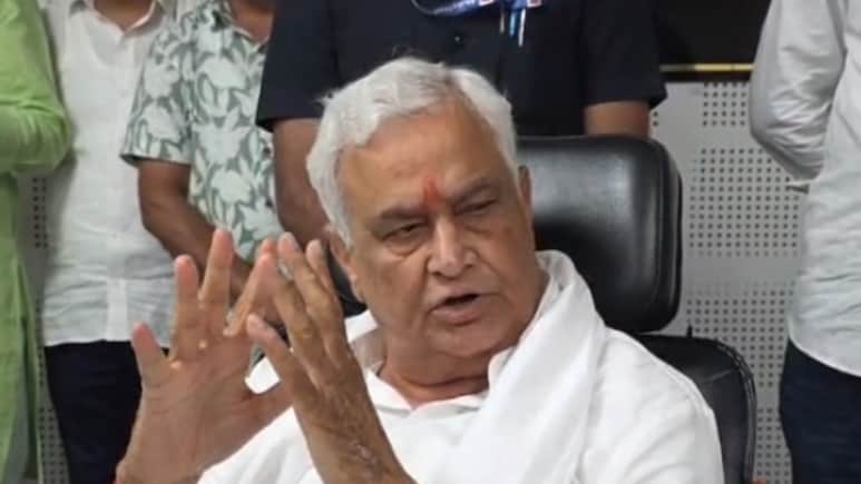 Rajasthan: किरोड़ी लाल मीणा ने पेपर लीक पर फिर दिया बयान, भजनलाल सरकार के कामकाज पर भी बोले मंत्री Rajasthan: किरोड़ी लाल मीणा ने पेपर लीक पर फिर दिया बयान, भजनलाल सरकार के कामकाज पर भी बोले मंत्री