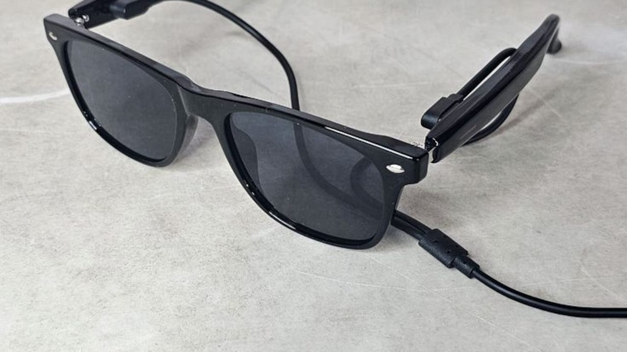Choose Smart Sunglasses At Flipkart Freedom Sale Under 2999 To Keep Your Eyes Safe From Sunlight During Long Hours Outside
