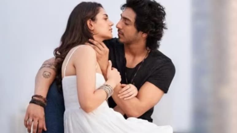 सैयारा ने 6 दिन में हासिल किया ये मुकाम, बॉलीवुड का पहला गाना जिसे इस लिस्ट में टॉप-10 में मिली जगह