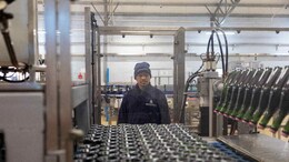 EU Braces For Tariffs On Wine, Champagne As US Tariffs To Kick In