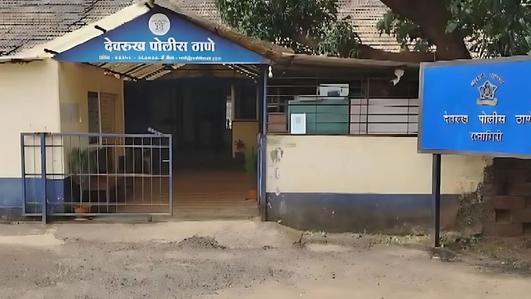 Ratnagiri News : प्रेयसी बोलत नसल्याच्या नैराश्यातून तरुणाचा विष प्राशन करून आत्महत्येचा प्रयत्न; संगमेश्वरमधील घटना