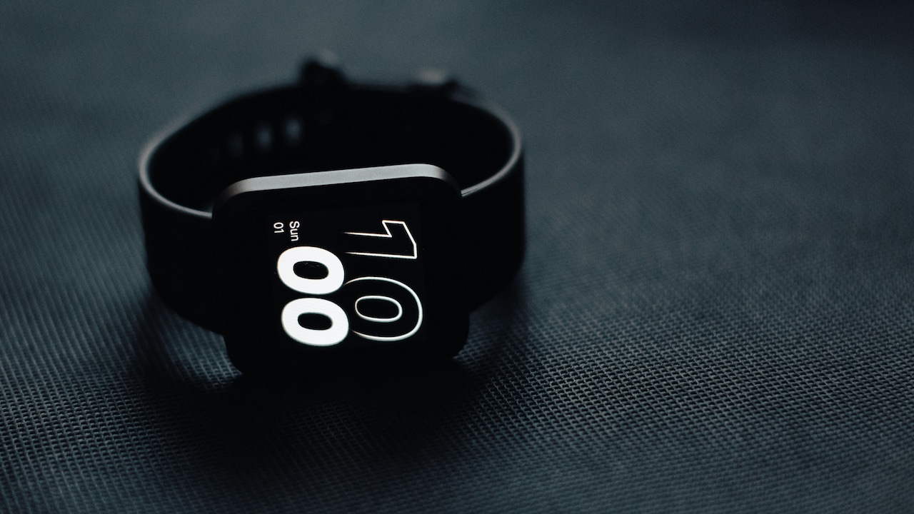 Stay Fit And Connected With Top Smartwatches Under 1500 During The Mega Savings Sale