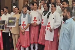 A 'Lungi, Baniyan' Protest By Maharashtra Opposition Against 'Slapgate' MLA A 'Lungi, Baniyan' Protest By Maharashtra Opposition Against 'Slapgate' MLA