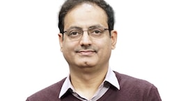 Vikas Divyakirti: विकास दिव्यकीर्ति के खिलाफ अरेस्ट वारंट जारी होने का खतरा, अजमेर की अदालत ने दिया यह आदेश&nbsp;