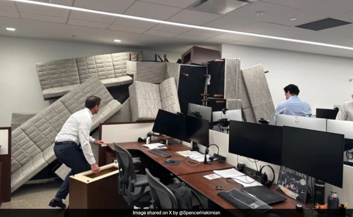 How Sofas, Desks Shielded Employees During New York Shooting