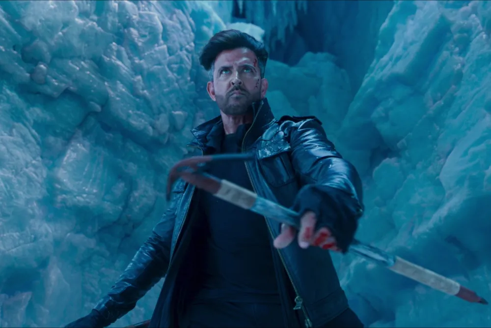 <i>War 2</i>: "Hrithik Roshan To Take Home Rs 100 Crore," Reveals Source