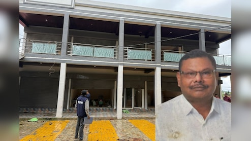 बाघ की खाल, महंगी शराब, 12 करोड़ की संपत्ति... EOW जांच के बाद लापता डिप्टी कमिश्नर के घर से क्या कुछ मिला?