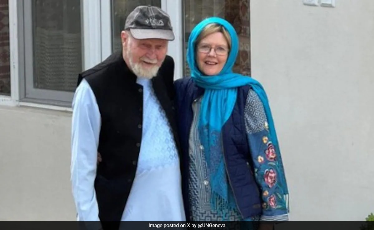 Възрастна британска двойка задържана в продължение на месеци в Афганистан