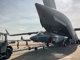 केरल में फंसे ब्रिटिश F-35B फाइटर जेट को किया जाएगा एयरलिफ्ट! बड़े जेट में लोड करके ले जाने की संभावना केरल में फंसे ब्रिटिश F-35B फाइटर जेट को किया जाएगा एयरलिफ्ट! बड़े जेट में लोड करके ले जाने की संभावना