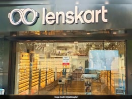 Lenskart Promoter Can't Locate College Degree, Social Media Says, "Imagine Being An Investor" Lenskart Promoter Can't Locate College Degree, Social Media Says, "Imagine Being An Investor"