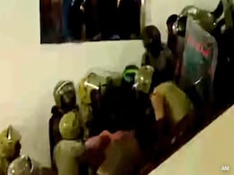Video: Left Activists Storm Kerala University In Protest Against Governor Video: Left Activists Storm Kerala University In Protest Against Governor