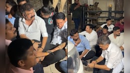 Jitendra Awhad: मध्यरात्री हायहोल्टेज राडा! जितेंद्र आव्हाड गाडीखाली झोपले, पोलिसांनी खेचून बाहेर काढलं