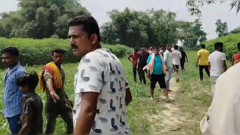 पहले काटी उंगली फिर गर्दन... प्रेमी के प्यार में पागल हुई बीबी ने दी खौफनाक मौत