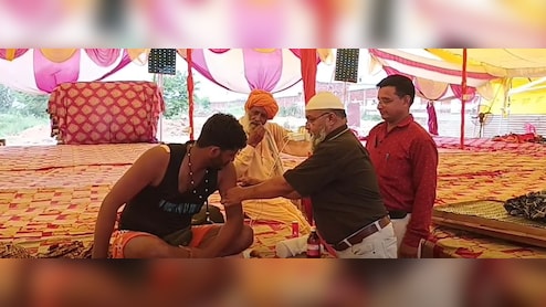 हिंदू-मुस्लिम एकता की अनूठी मिसाल, बागपत में मुस्लिम डॉक्टर बाबू मलिक 23 सालों से कर रहे शिव भक्तों की सेवा