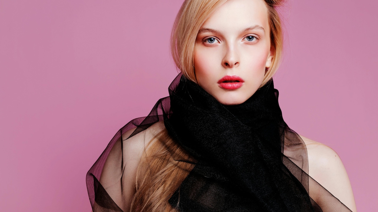 Read the 10 reasons why your and everyones wardrobe deserves a space for cotton stoles