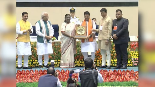 स्वच्छता रैकिंग 2025: लगातार 8वीं बार देश का सबसे स्वच्छ शहर बना इंदौर, नोएडा-लखनऊ भी चमके