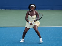 Venus Williams Wins In Washington Doubles Opener After 16-Month Layoff