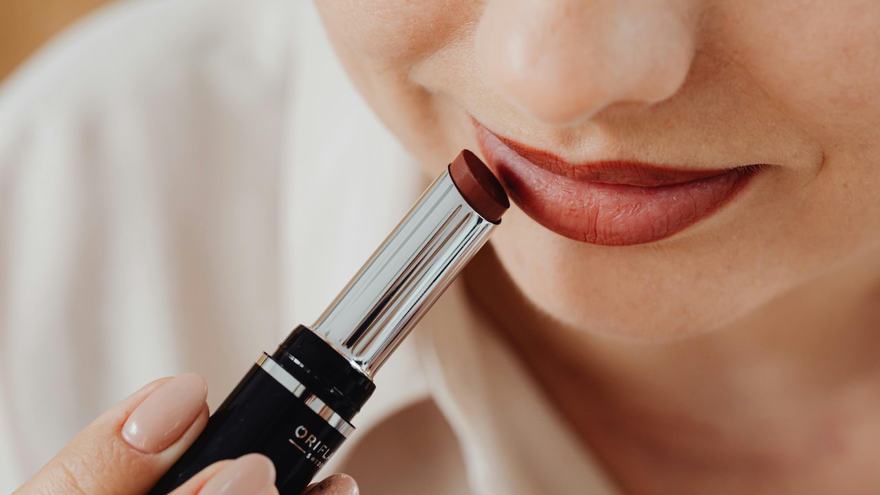 Swipe bold, wear louder—this lip moment was made for sale-season slay.