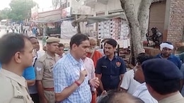 जब होमगार्ड ने डीएम-एसएसपी का रोक दिया रास्ता, परिचय बताया तो बोला- ई-रिक्शा की एंट्री बंद है...