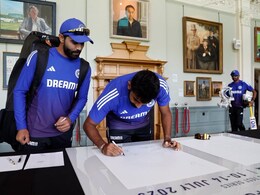 "<i>Hamein Toh Bol</i> Well Bowled": Ravindra Jadeja's Hilarious Taunt For Jasprit Bumrah. Pacer Says...