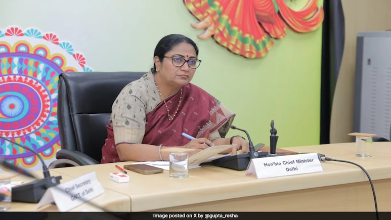 Probe Ordered Into Key Delhi Flyover Project, Rekha Gupta Points Fingers At AAP Probe Ordered Into Key Delhi Flyover Project, Rekha Gupta Points Fingers At AAP
