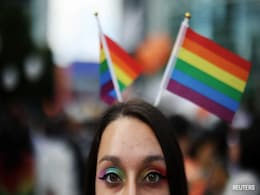 China's Cross-Dressing "Red Uncle" Secretly Films Explicit Videos With Over "1000" Men China's Cross-Dressing "Red Uncle" Secretly Films Explicit Videos With Over "1000" Men