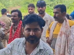 Rajasthan: दिनदहाड़े लूट से दहला इलाका, 50-60 लोगों के गुट ने पांच परिवारों पर बोला धावा, 2 महिला समेत 4 घायल Rajasthan: दिनदहाड़े लूट से दहला इलाका, 50-60 लोगों के गुट ने पांच परिवारों पर बोला धावा, 2 महिला समेत 4 घायल