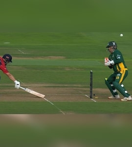"Then, Now & Forever": Kamran Akmal Memes Viral After Pakistan Stars Blooper In World Championship Of Legends