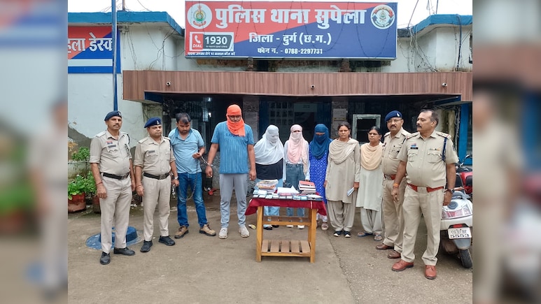 स्पा सेंटर की आड़ में देह व्यापार, छापे के दौरान इस हाल में मिले, पकड़े जाने के बाद अब छिपा रहे चेहरा