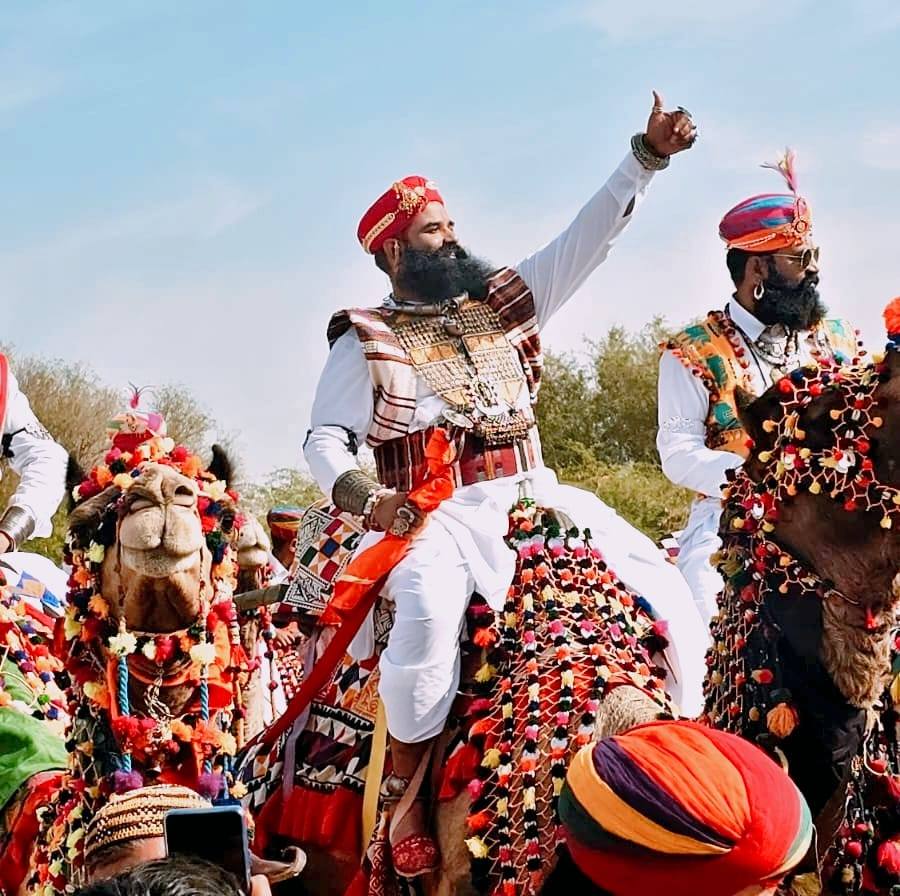 जैसलमेर की सांस्कृतिक तौर पर एक समृद्ध पहचान है जैसलमेर की सांस्कृतिक तौर पर एक समृद्ध पहचान है