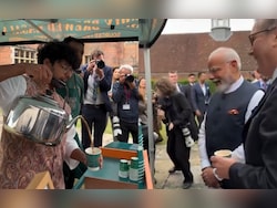 &quot;From One Chaiwala To Another&quot;: Indian-Origin Man Serves Tea To PM Modi In UK