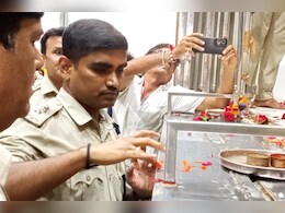 Khatushyamji: सीकर में कार्यभार संभालने से पहले SP ने खाटूश्यामजी के दरबार में नवाया शीश, बाबा से की खुशहाली की कामना