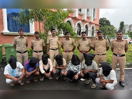 Palghar News: पालघरमध्ये रात्रीस खेळ चाले! चोरीसाठी आले अन् फसले, 7 जणांच्या मुसक्या आवळल्या Palghar News: पालघरमध्ये रात्रीस खेळ चाले! चोरीसाठी आले अन् फसले, 7 जणांच्या मुसक्या आवळल्या