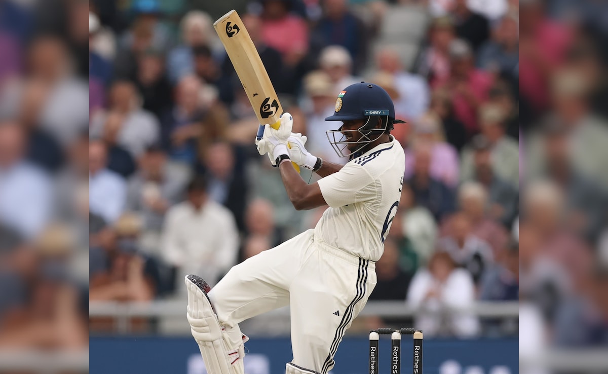 4th Test Live: Sudharsan Drops Bat On Pitch While Attempting Run. Reason Is...